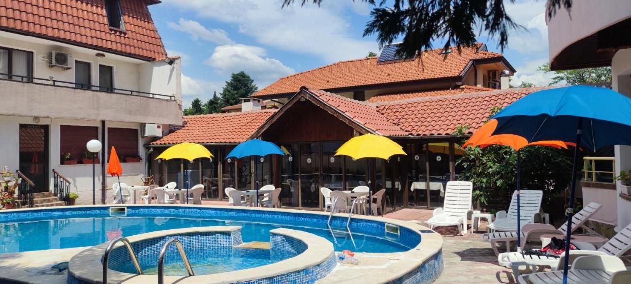 Family Hotel Saint Peter Saints Constantine and Helena Exteriér fotografie